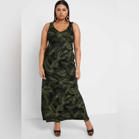 Evans Women Plus Size Ring Detail Leaf Printed Dress - Picture 1 of 4